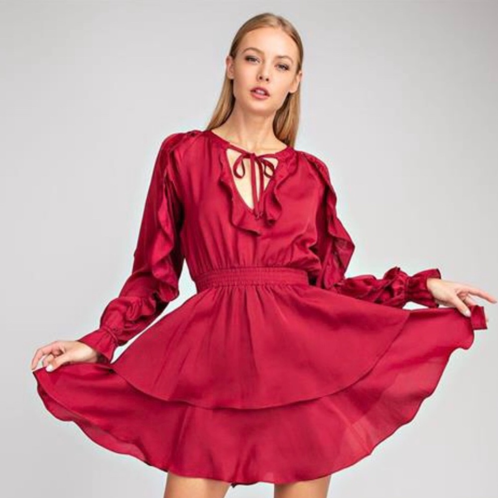 *NEW* BURGUNDY RUFFLE SHORT DRESS